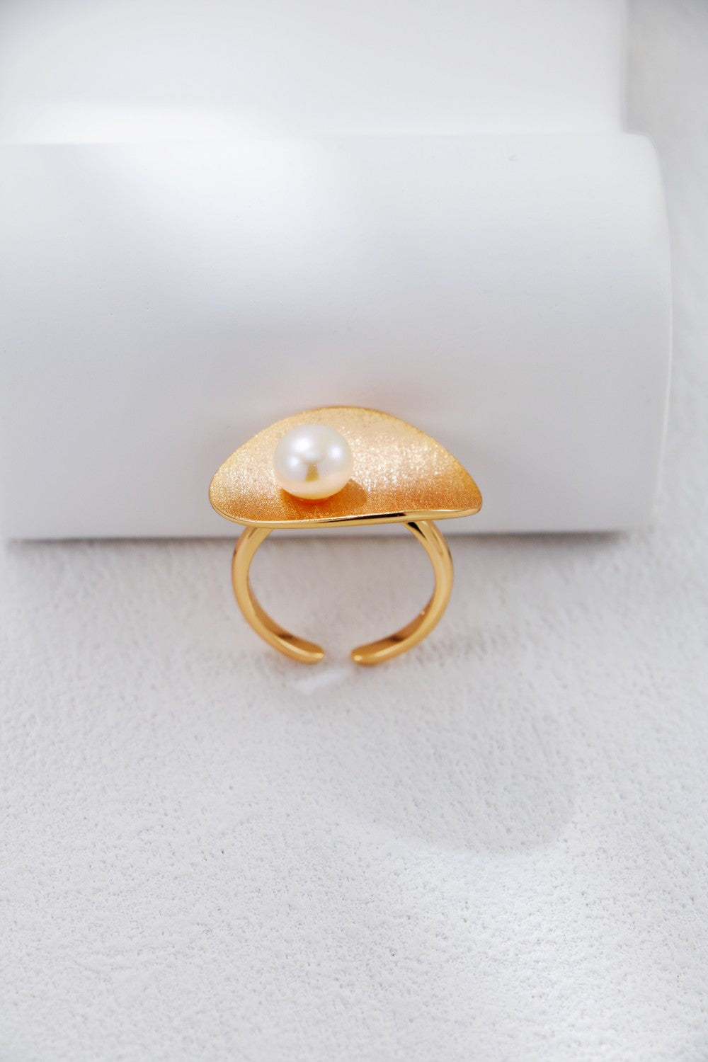 S925 Sterling Silver Brushed Pearl Ring (J0376)