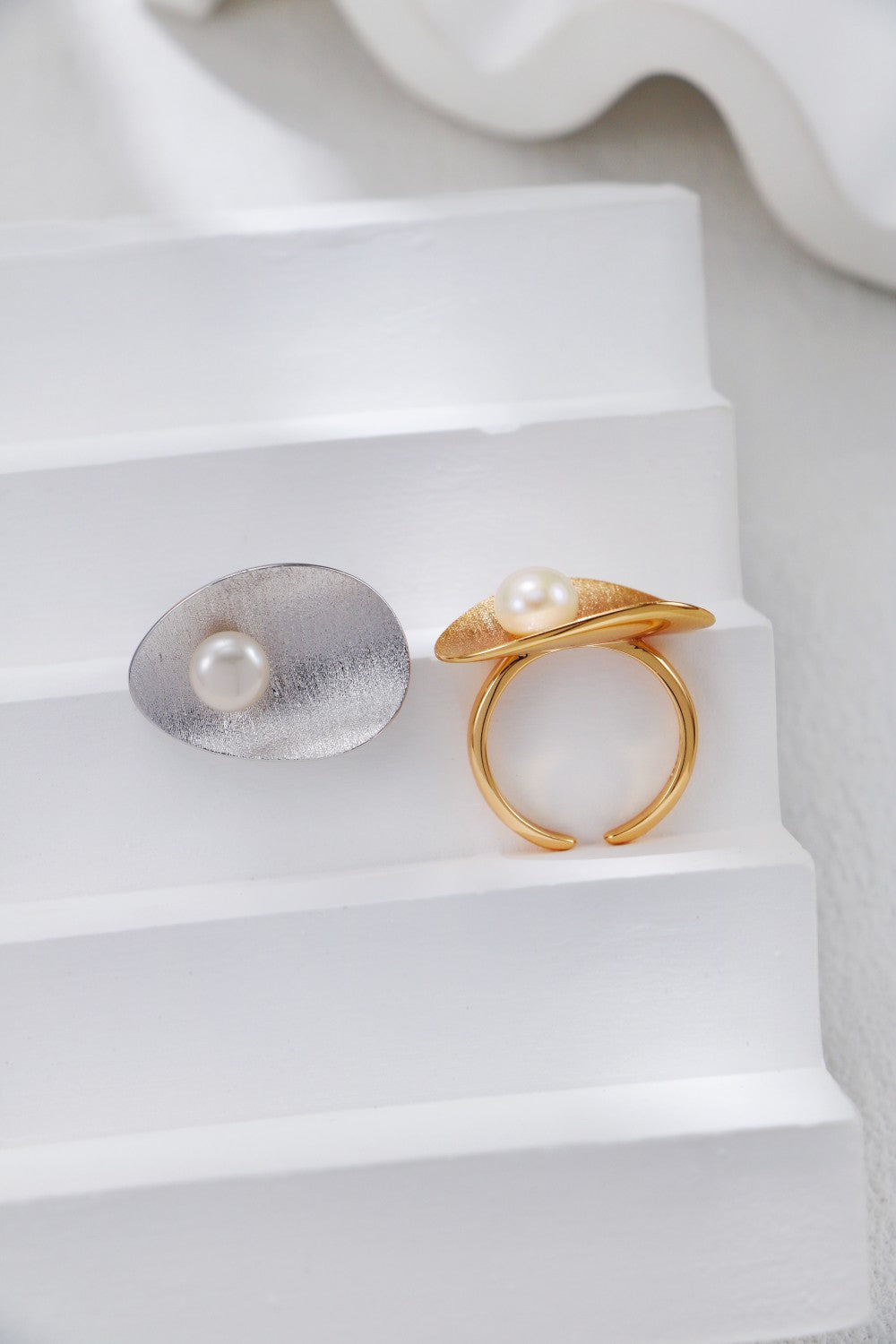 S925 Sterling Silver Brushed Pearl Ring (J0376)
