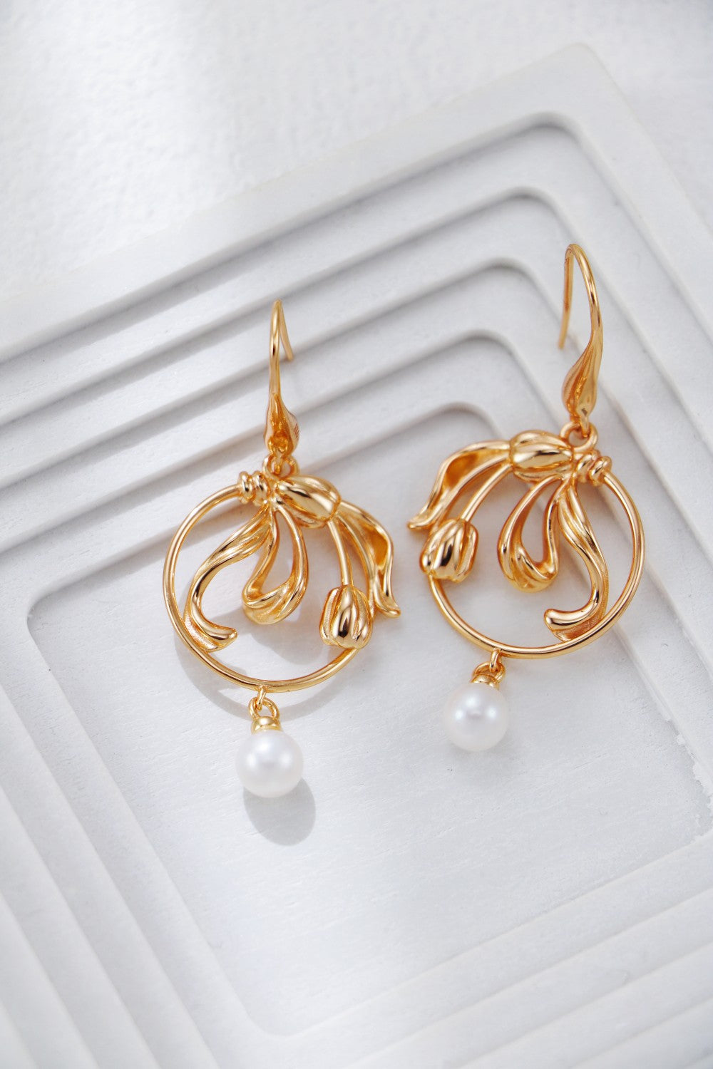 S925 Sterling Silver Vintage Gold Tulip Pearl Earrings (CE0324)
