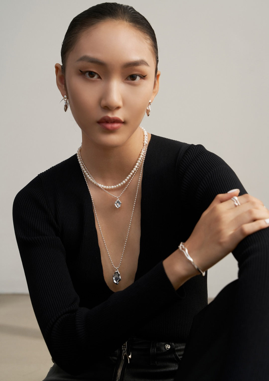 S925 Sterling Silver Pearl Double-Layer Necklace (D0235)