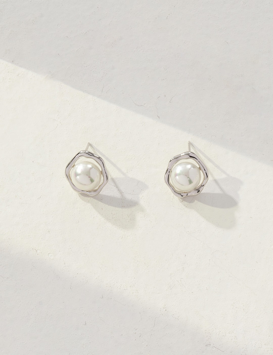 S925 Sterling Silver Pearl Earrings (E0762)