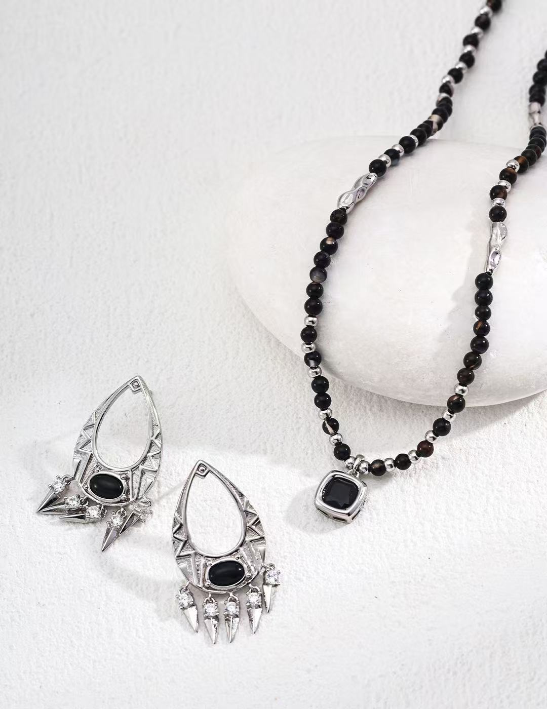 S925 Sterling Silver Round Polished Black Onyx Necklace (D0600)