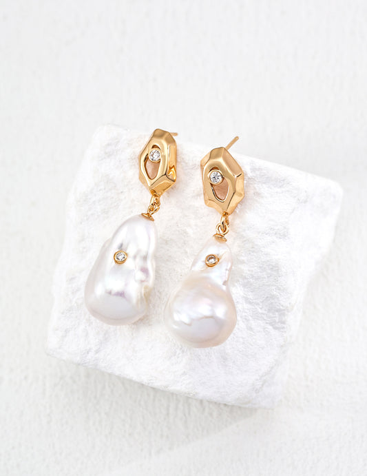 S925 Sterling Silver Vintage Natural Baroque Pearl & Zircon Earrings (E01260-2)