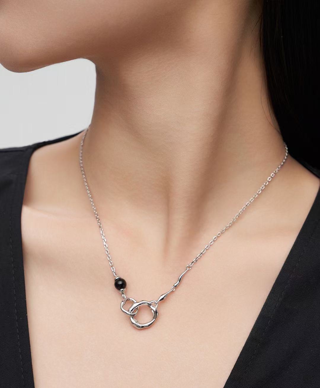 S925 Sterling Silver Minimalist Classic Double-Loop Necklace (D0307)