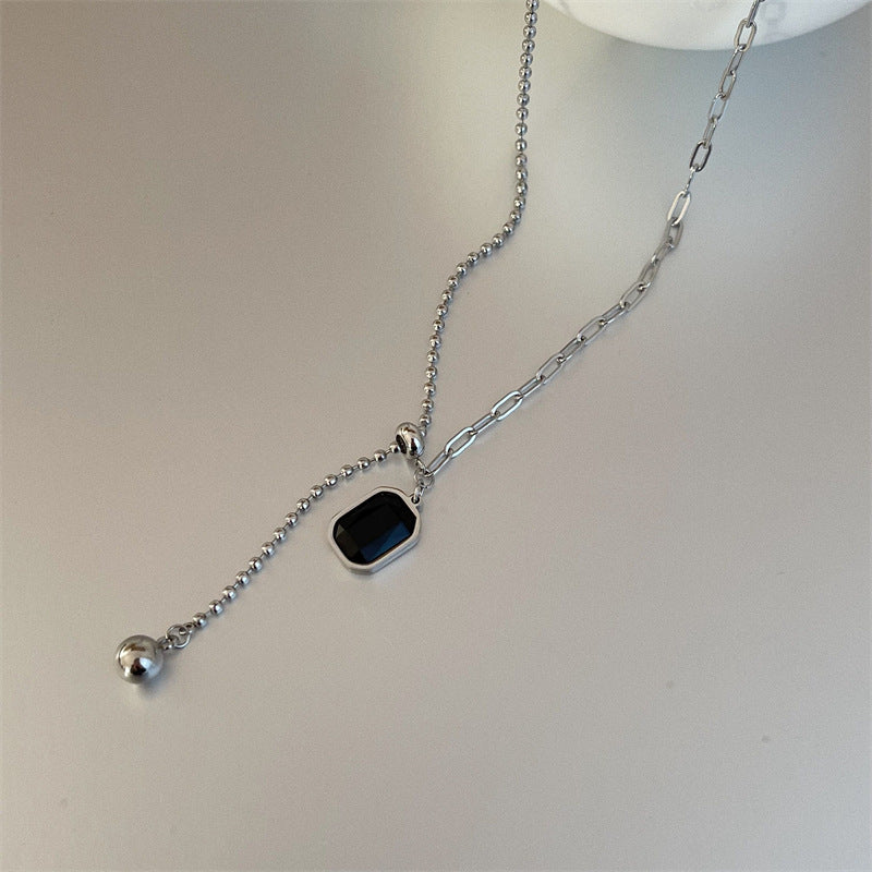 Titanium Steel Niche Pull-Design Black Gemstone Pendant Necklace (TX09)