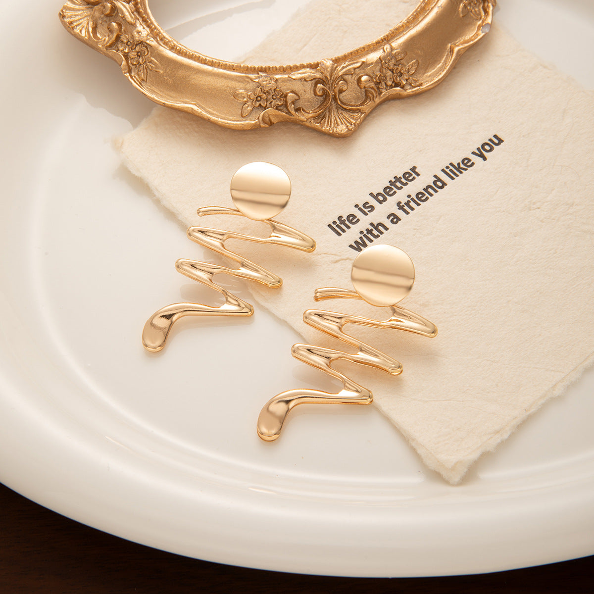 Retro-style Long Irregular Teardrop Stud Earring (TE14)