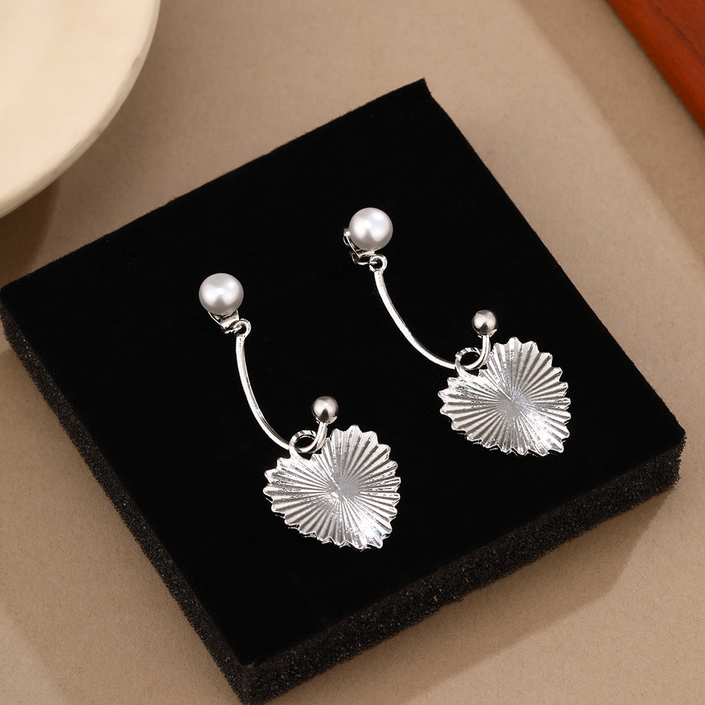 French Retro Niche Design Pearl Drop Back-hook Earrings with Textured Heart Studs (TE20)