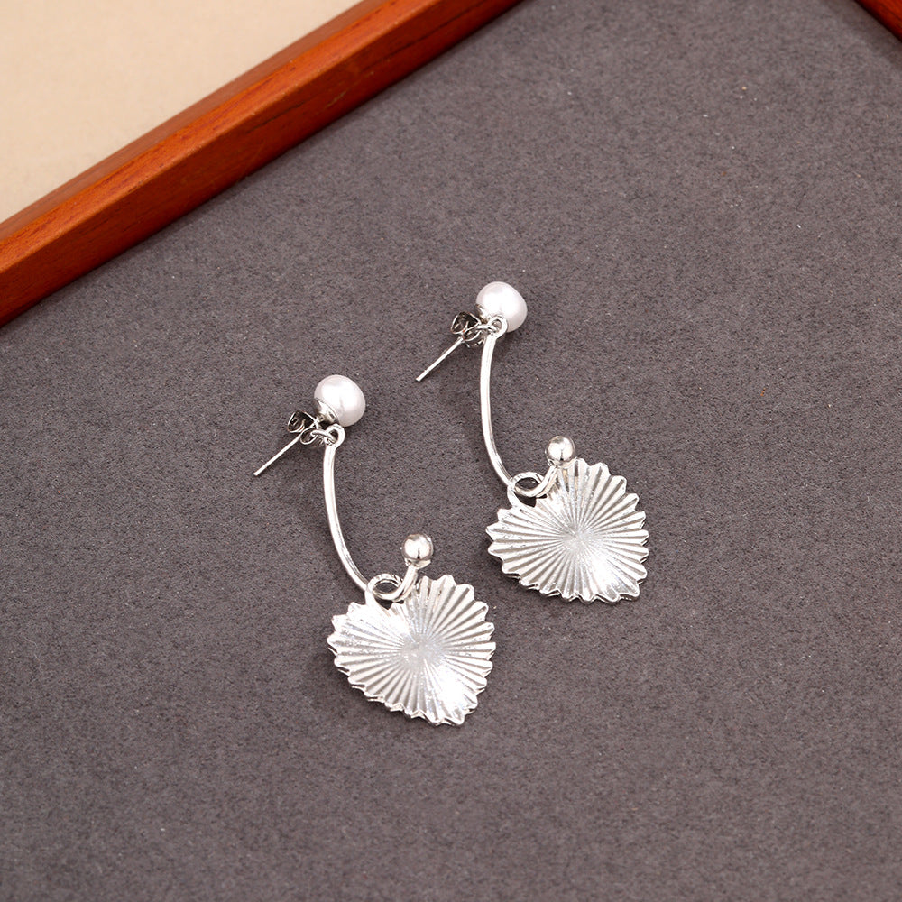 French Retro Niche Design Pearl Drop Back-hook Earrings with Textured Heart Studs (TE20)
