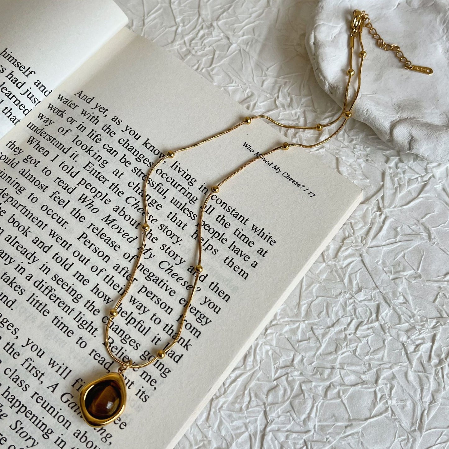 Maillard Tiger's Eye Stone Necklace - Niche Titanium Steel Teardrop Pendant (TX12)